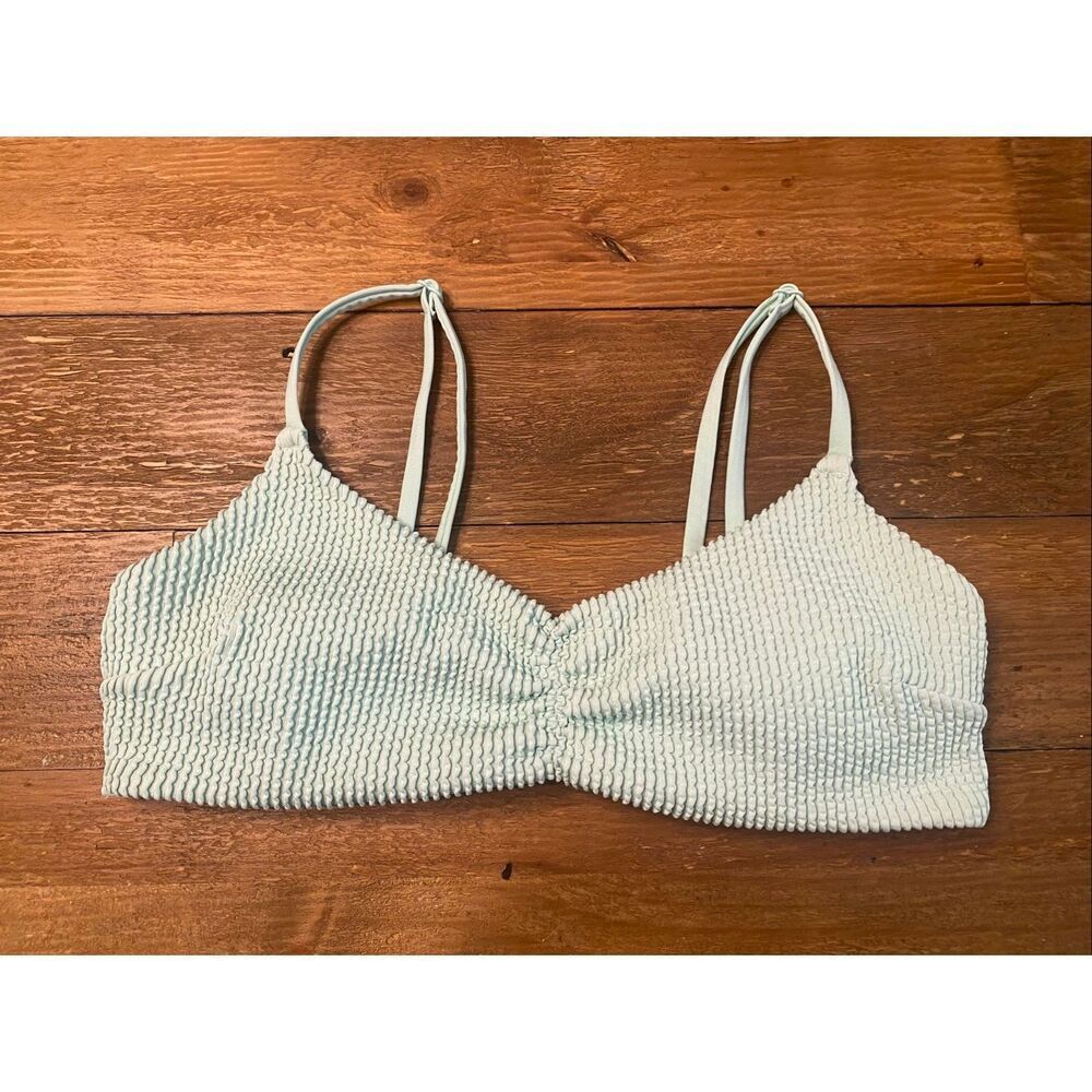 H&M size 6 soft green bikini top swimwear
